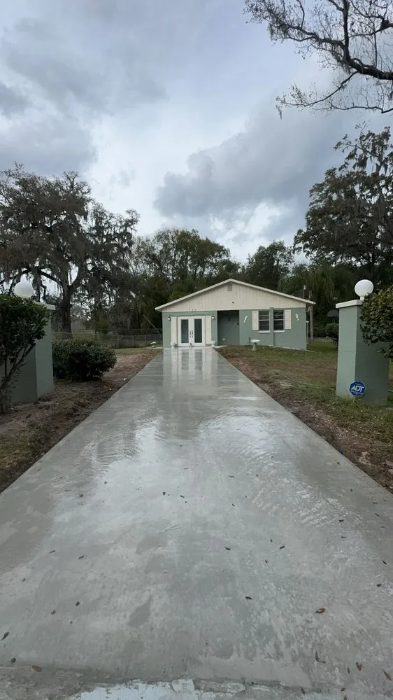 Top-rated outdoor landscaping in Inglis, FL - Double D Land & Tree