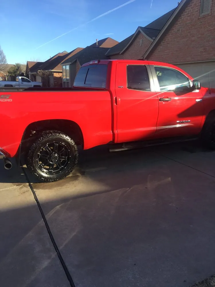 Affordable garden landscaping in Oklahoma City, OK - Double D Lawn And Mobile Detailing Service