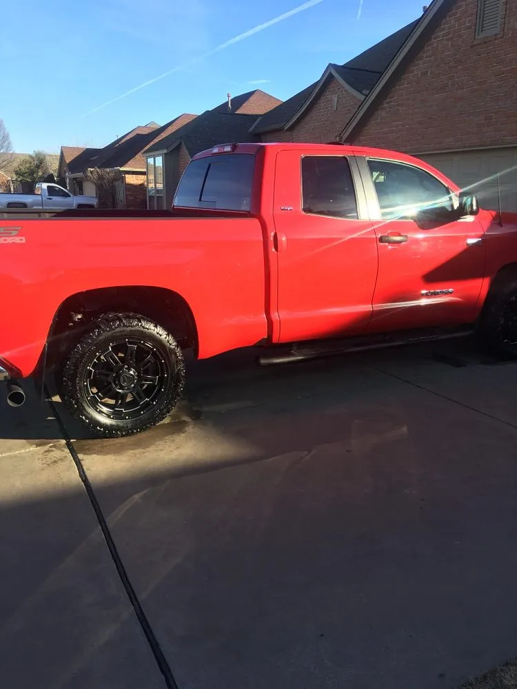 Reliable residential landscaping in Oklahoma City, OK by Double D Lawn And Mobile Detailing Service