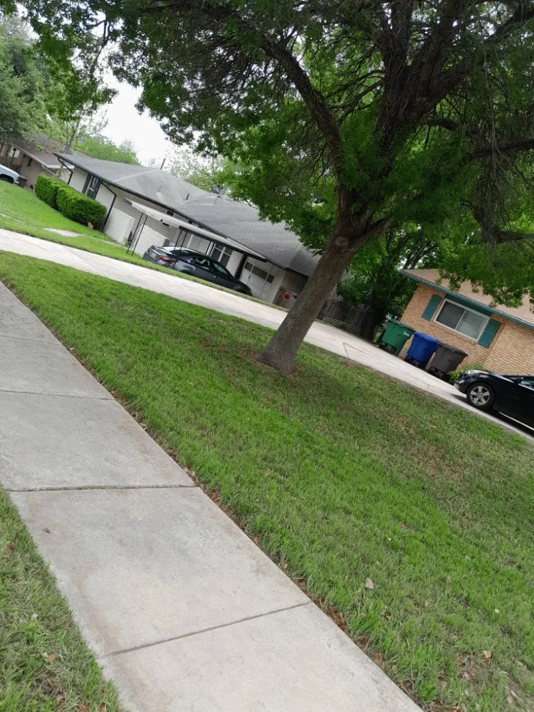 Trusted lawn mowing service for beautiful yards across San Antonio, TX - Double G Landscaping