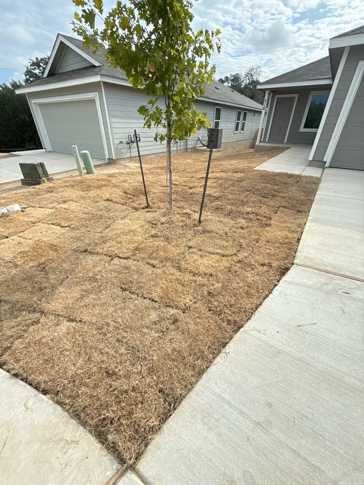 Reliable yard maintenance in La Coste, TX - Double H Landscape