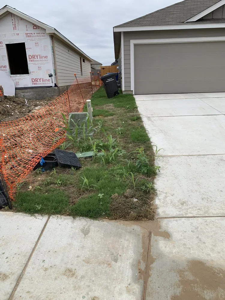 Trusted lawn mowing service in La Coste, TX - Double H Landscape