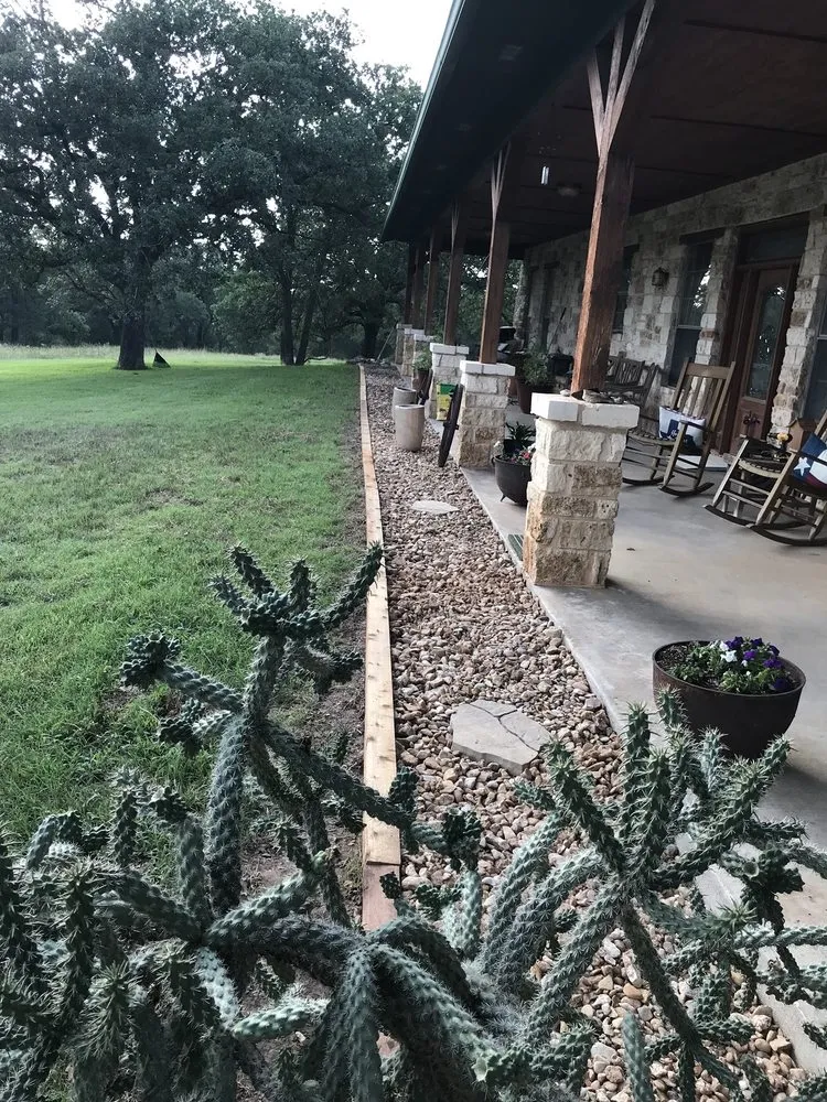 Reliable garden landscaping experts serving Decatur, TX - Double M Landscaping