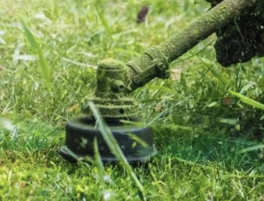 Custom lawn mowing service in Decatur, TX - Double M Landscaping