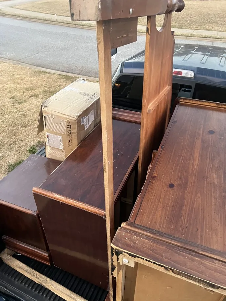 Affordable landscape design in Greenville, SC by Double R Hauling