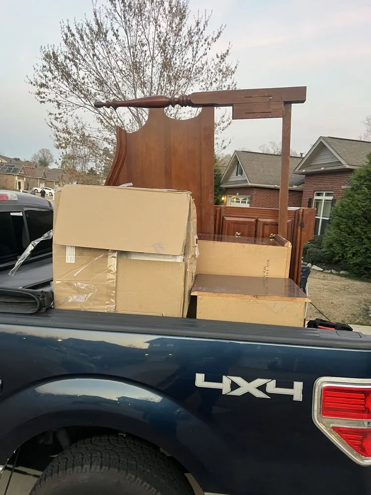 Affordable yard maintenance for homes across Greenville, SC - Double R Hauling