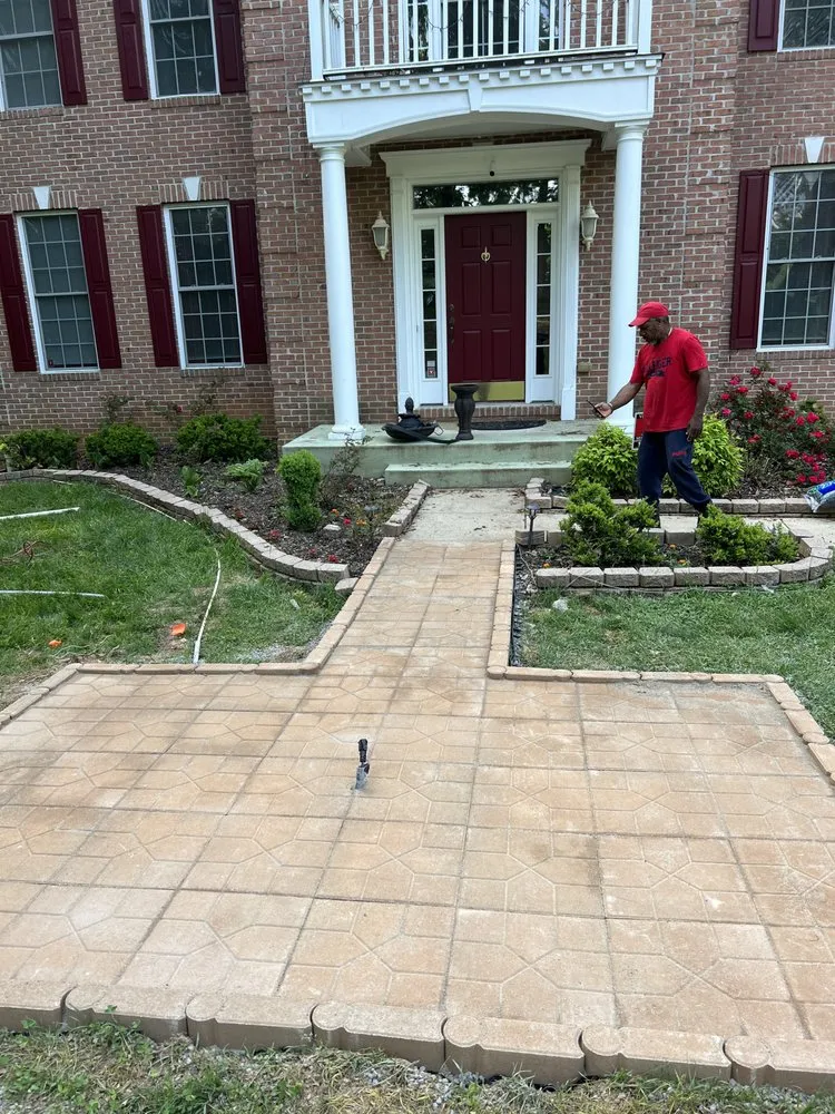 Reliable landscape installation with custom design in Jessup, MD by Double R