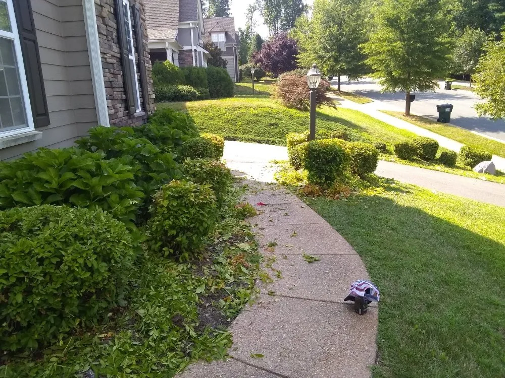 Professional residential landscaping experts serving Stanardsville, VA - Double R Lawn Care