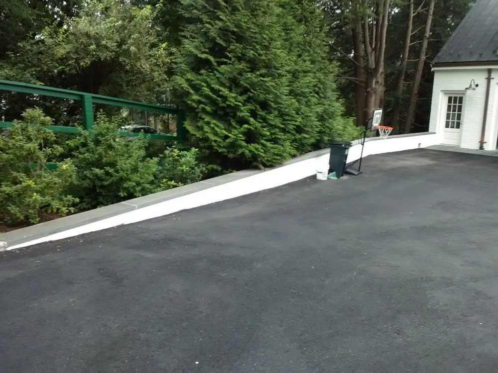 Affordable lawn care service experts serving Stanardsville, VA - Double R Lawn Care
