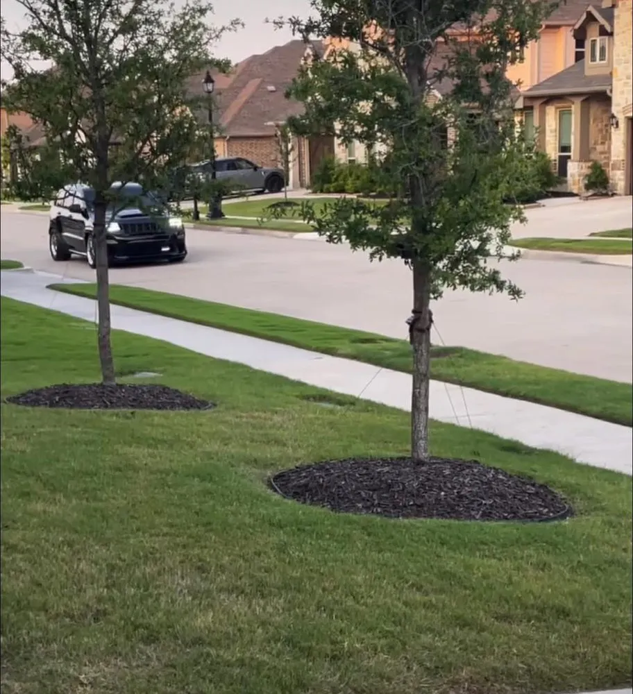 Custom lawn mowing service for homes across Greenville, SC - Double R’s