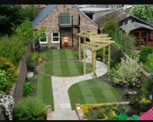 Double V Landscaping & Cleaning Services Logo