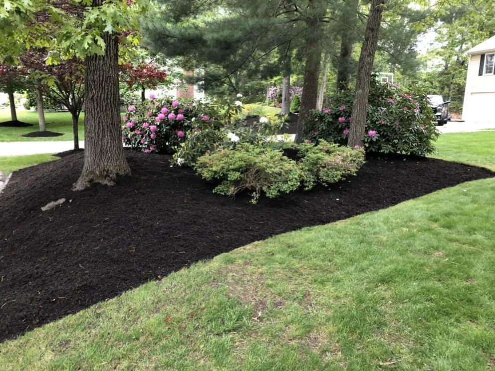 Custom garden landscaping in Mansfield, MA by Doug & Jeff Landscaping