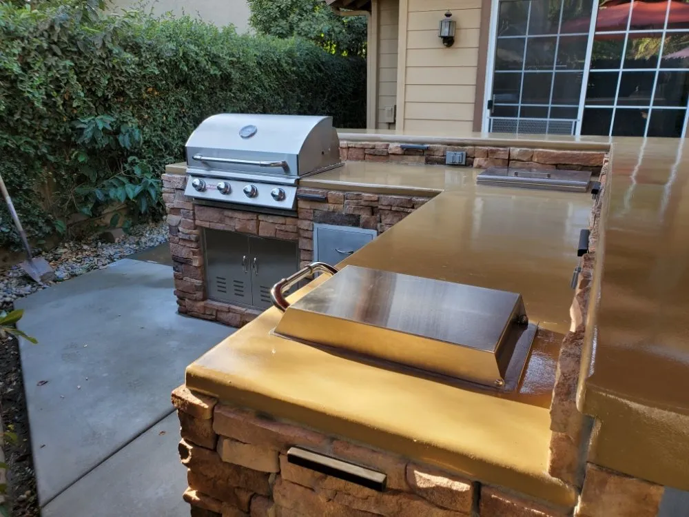 Professional lawn mowing service experts serving Fresno, CA - Doug Fluter Landscaping