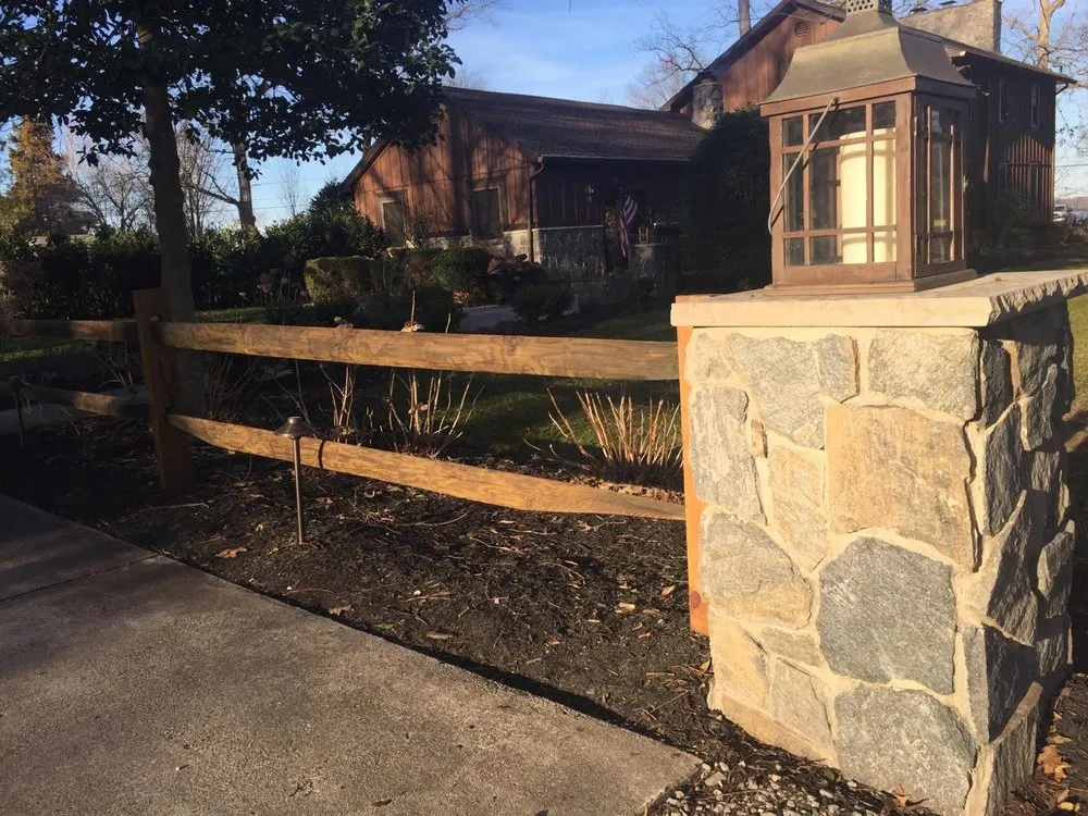Top-rated garden landscaping for homes in Woodbridge, VA by Douglas Landscaping & Masonry