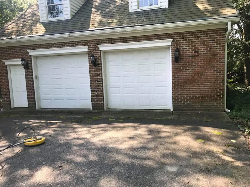 Local lawn care service experts serving Annapolis, MD - Douglas Landscaping