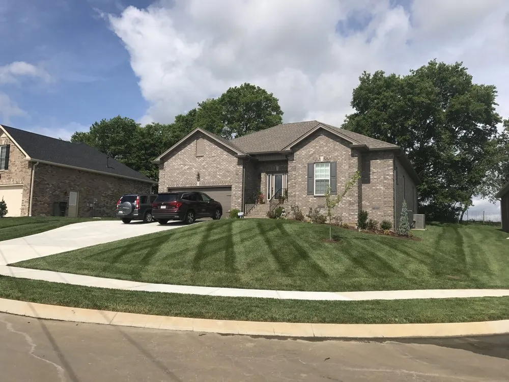 Affordable garden landscaping in Gallatin, TN by Douglas Lawn & Landscape