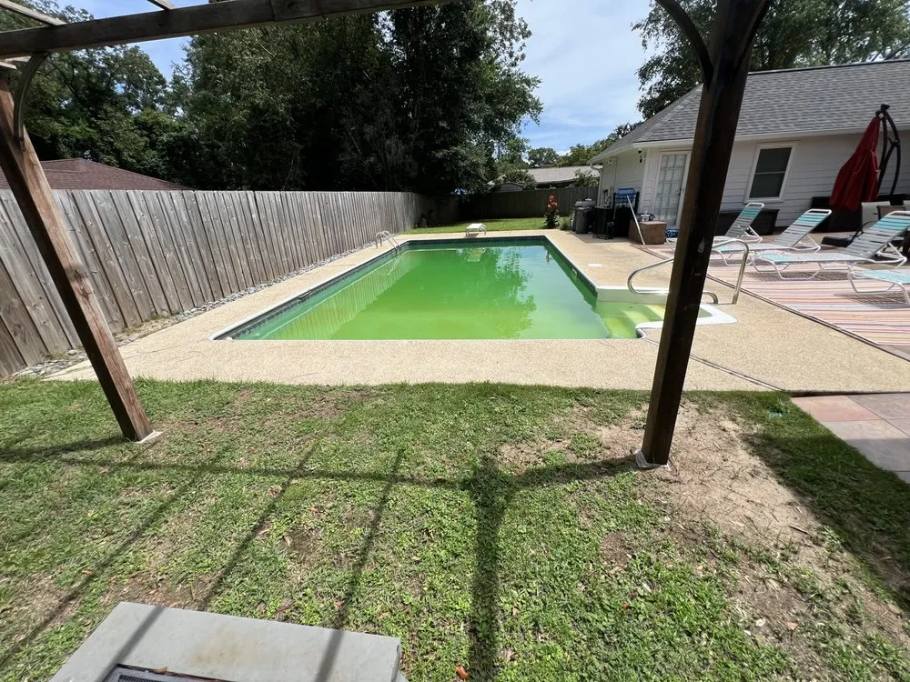 Professional lawn care service in Grand Bay, AL - Douglas Outdoor Service