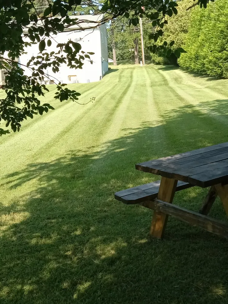 Professional garden landscaping in Gretna, VA by Dougs Lawnz