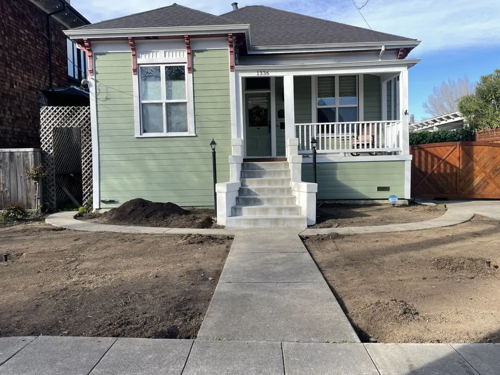 Affordable outdoor landscaping for homes in Napa, CA by DOV Landscaping