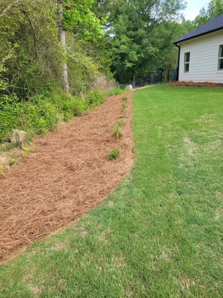 Reliable garden landscaping in Statham, GA by Dove Creek Landscaping
