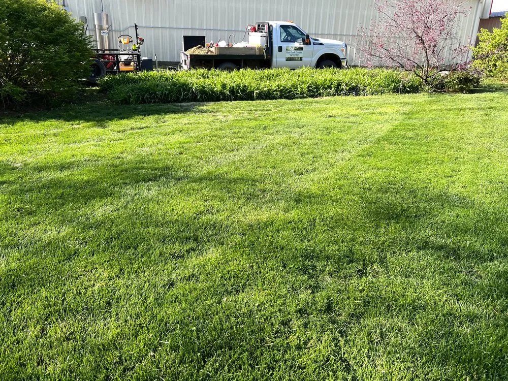 Top-rated yard maintenance for residential properties in Highland, KS by Dove Creek Premier