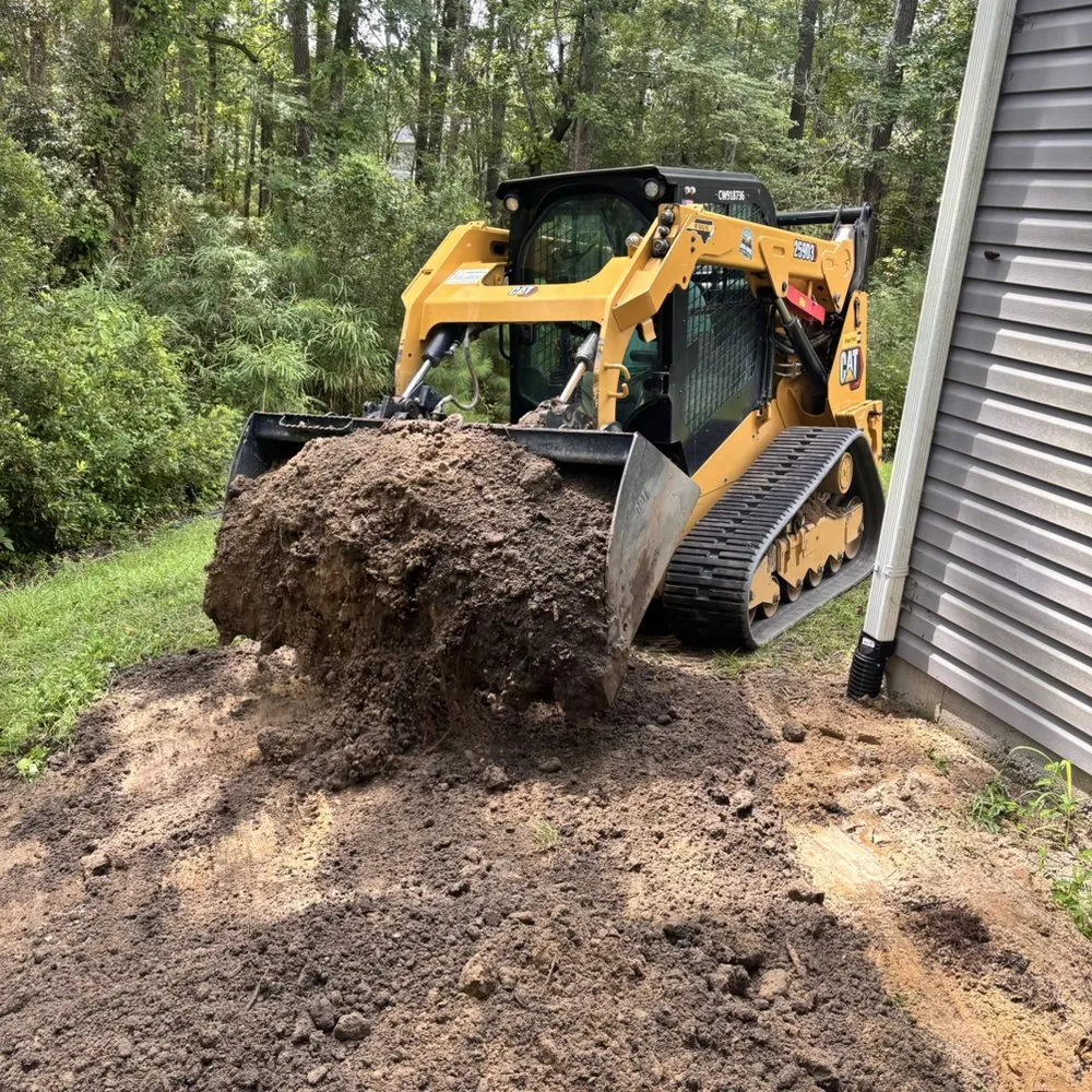 Local landscaping services experts serving Hope Mills, NC - Dove Davis Lot Clearing And Landscaping