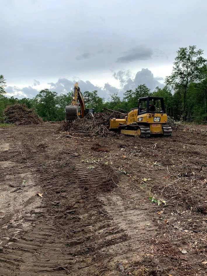 Custom yard cleanup service in Hope Mills, NC by Dove Davis Lot Clearing And Landscaping