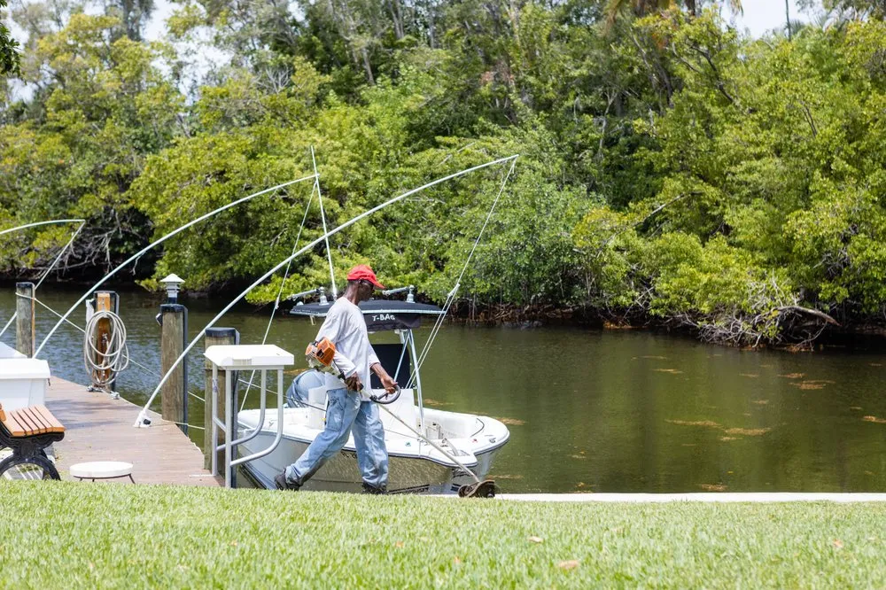 Top-rated yard cleanup service for homes across Pompano Beach, FL - Dovetail Landscape