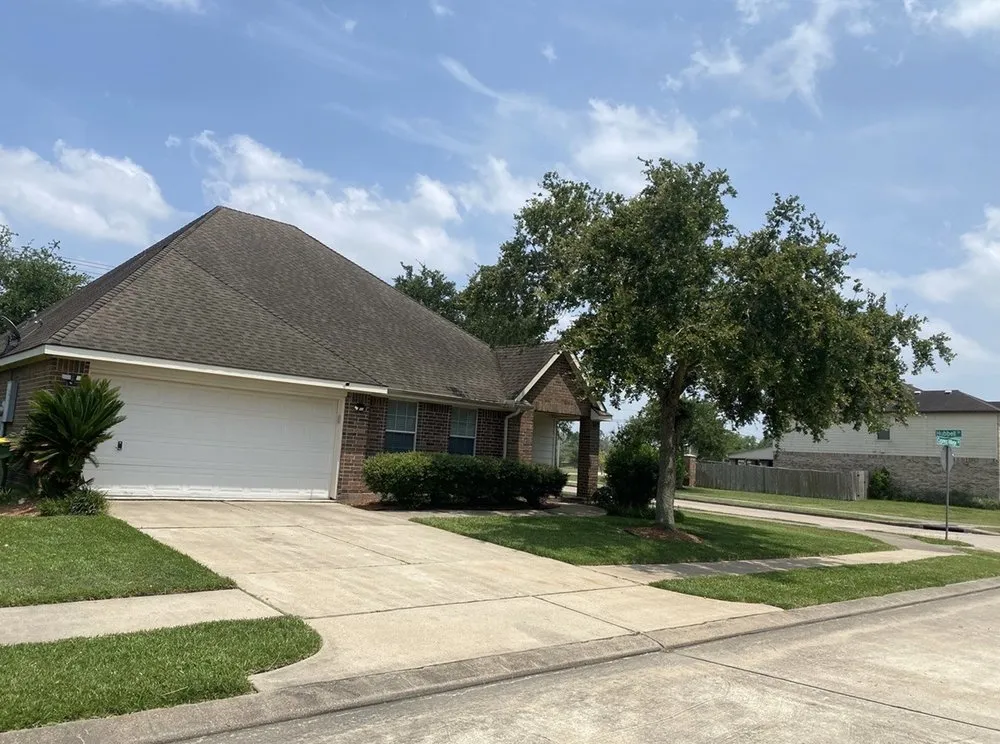 Reliable landscaping services experts serving Houston, TX - Down South Landscaping