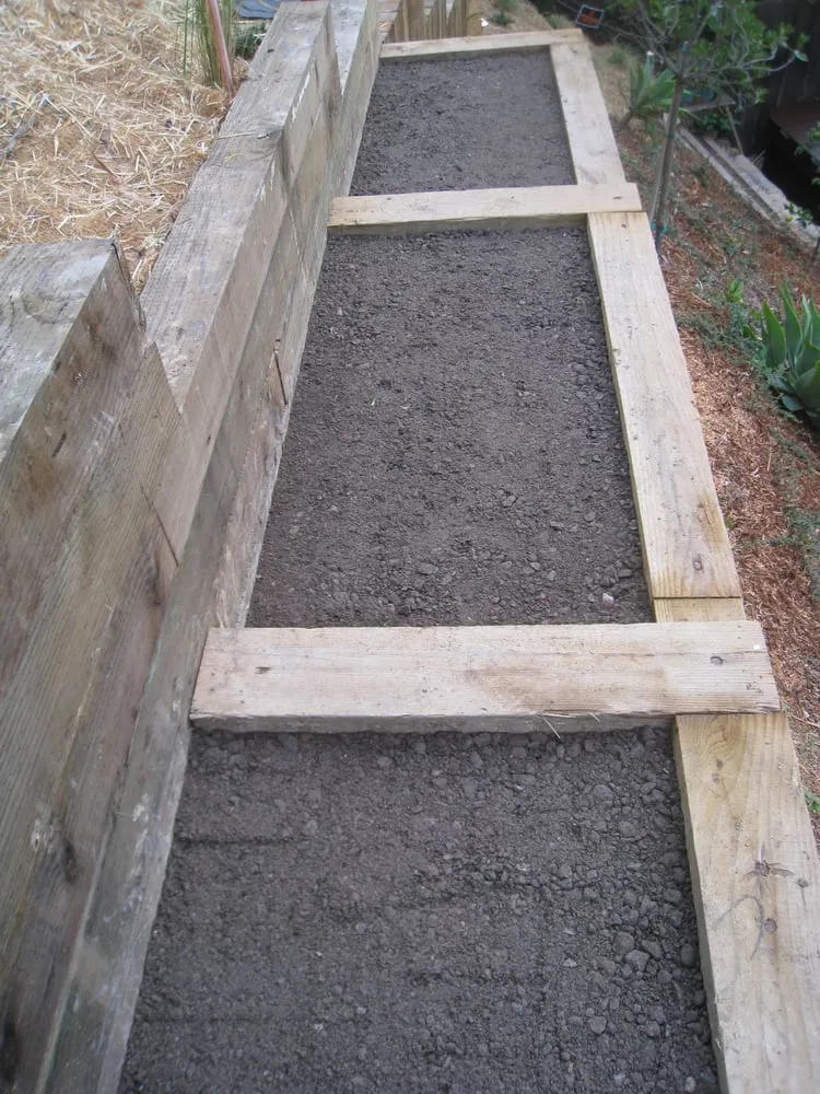 Custom lawn mowing service experts serving Santa Barbara, CA - Down To Earth Landscapes