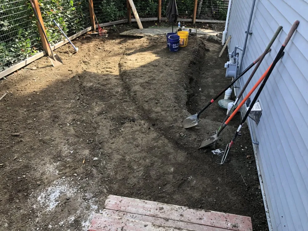 Top-rated yard cleanup service for homes in Bellevue, WA by Down to Earth Landscaping, Inc