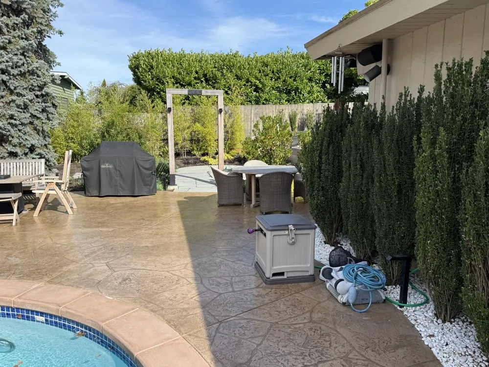 Trusted outdoor landscaping experts serving Bellevue, WA - Down to Earth Landscaping, Inc