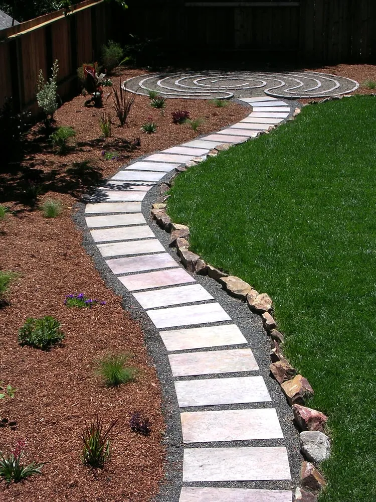 Reliable landscaping services experts serving Oakland, CA - Down to Earth Landscaping