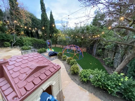 Down to Earth Landscaping Logo