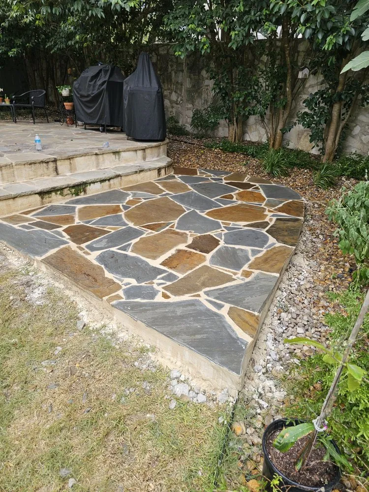 Top-rated yard maintenance experts serving San Antonio, TX - Down to Earth Landscaping