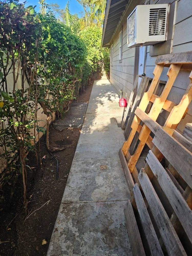 Custom outdoor landscaping in Kihei, HI - Down-to-Earth Lawn Care