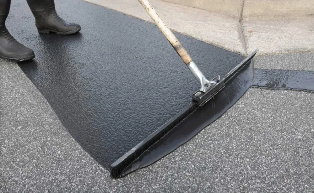 Professional yard maintenance in Louisville, KY by Down to Earth Seal Coating