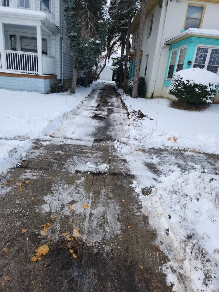 Trusted garden landscaping experts serving Buffalo, NY - Down To Earth snow removal & Landscaping