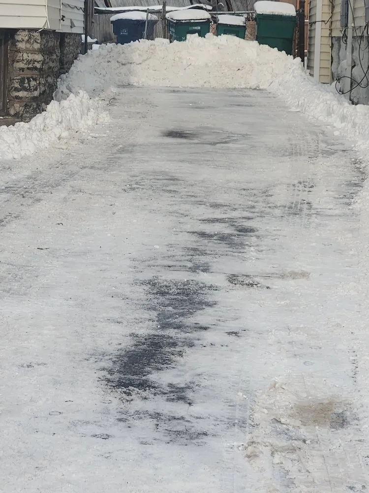 Expert garden landscaping experts serving Buffalo, NY - Down To Earth snow removal & Landscaping