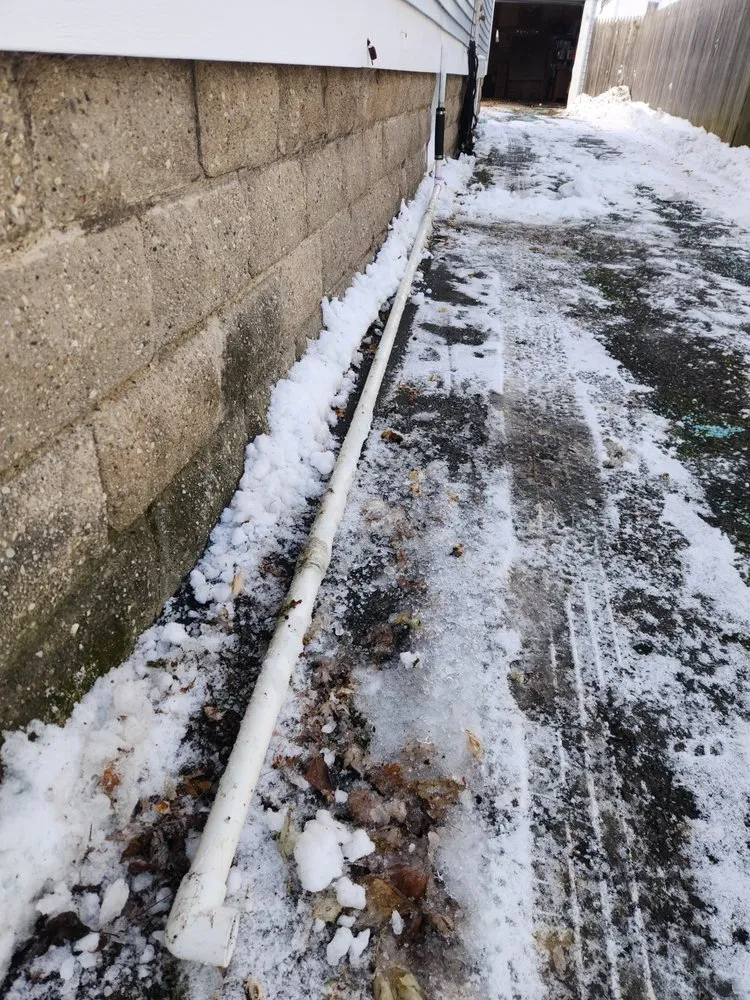 Trusted yard cleanup service in Buffalo, NY - Down To Earth snow removal & Landscaping