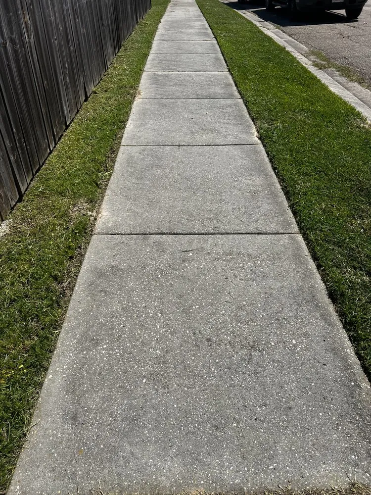 Local garden landscaping experts serving Greenwell Springs, LA - DP Lawn Service