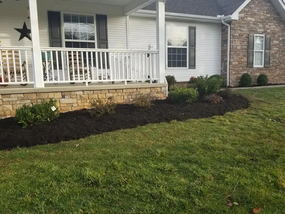 Local garden landscaping in Louisville, TN by DP Lawn Service