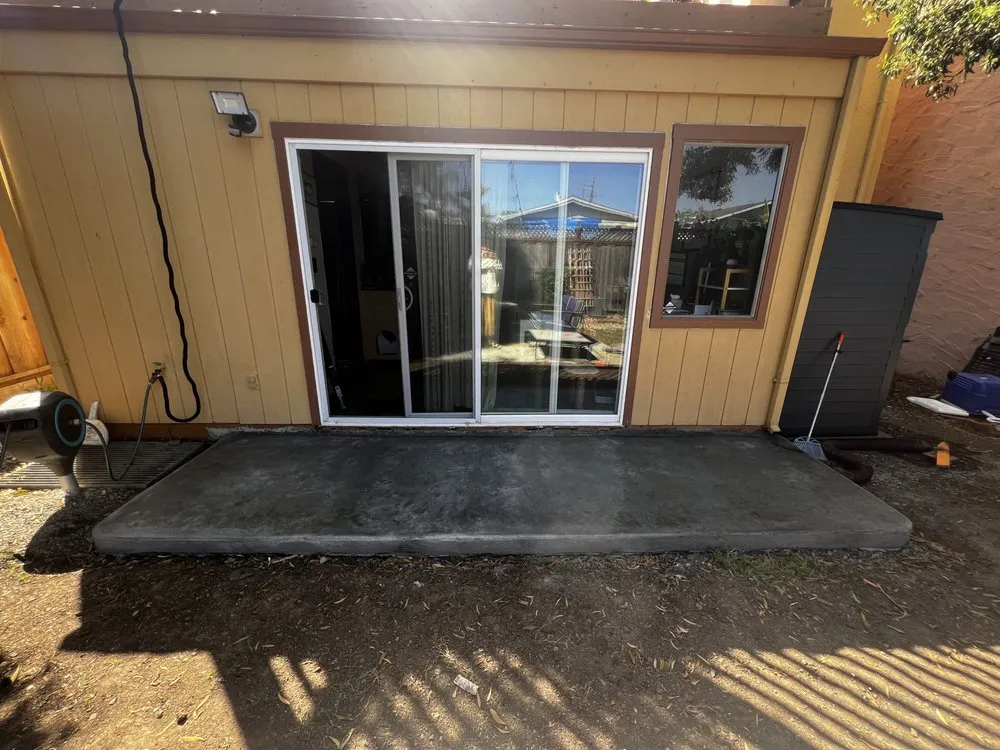 Local yard maintenance for year-round maintenance in San Ramon, CA by D&R Concrete and Masonry