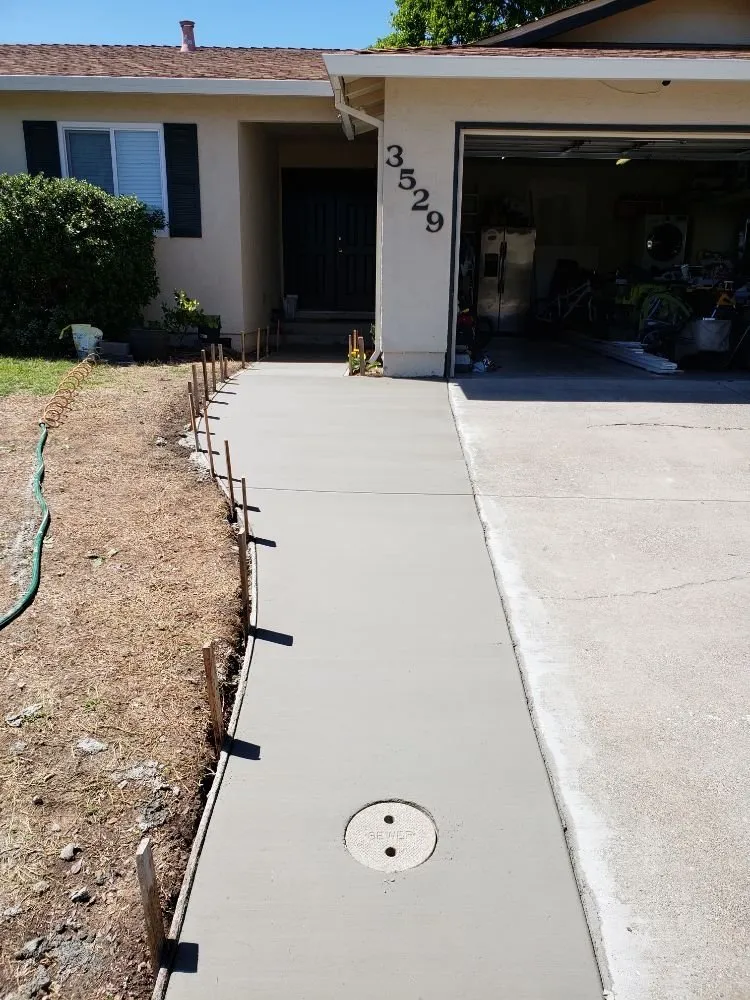 Expert yard maintenance with custom design across San Ramon, CA - D&R Concrete and Masonry