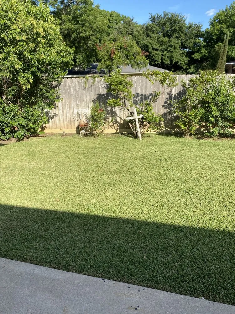 Trusted landscape design for homes across Waco, TX - DR Construction & Landscaping.