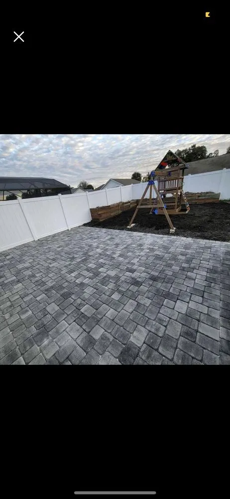 Top-rated landscaping services in Winter Garden, FL by D&R Construction