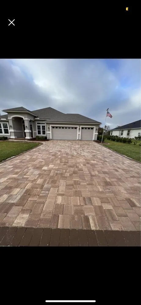 Custom yard cleanup service for year-round maintenance in Winter Garden, FL by D&R Construction