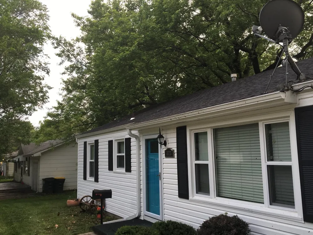 Affordable yard maintenance for beautiful yards across Shawnee, KS - Dr D Lawn Care