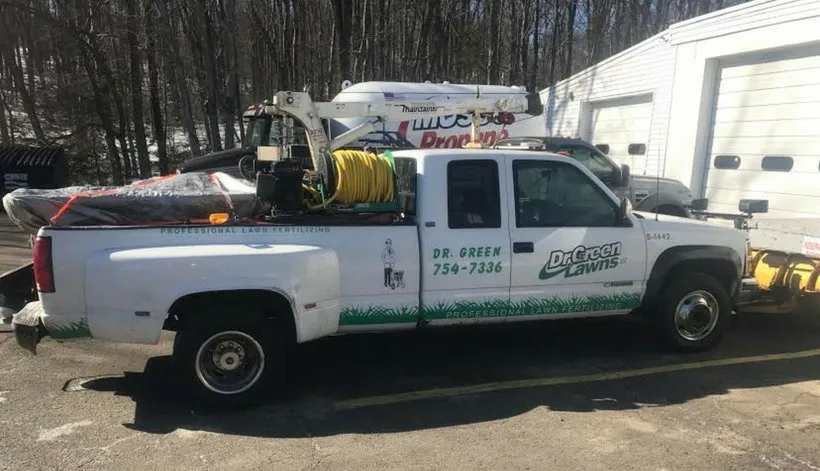 Expert residential landscaping experts serving Bristol, CT - Dr Green Lawns