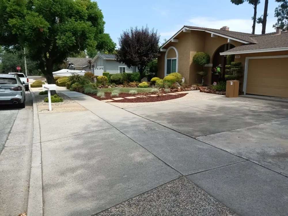 Reliable landscape design for residential properties in Gilroy, CA by DR Landscaping Maintenance Services